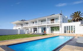 Dolphin Bay Boutique Hotel And Spa